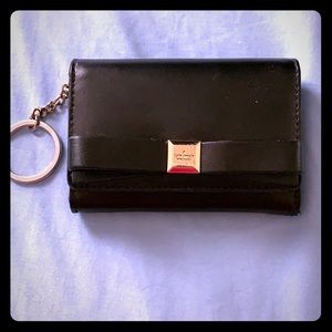 Kate Spade BlkLeather Bow compact adornment wallet